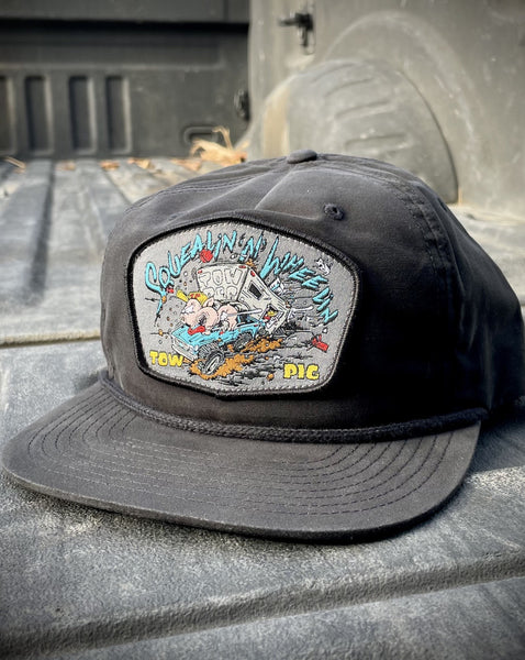 SQUEALIN DECONSTRUCTED | BLACK