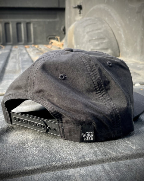 SQUEALIN DECONSTRUCTED | BLACK